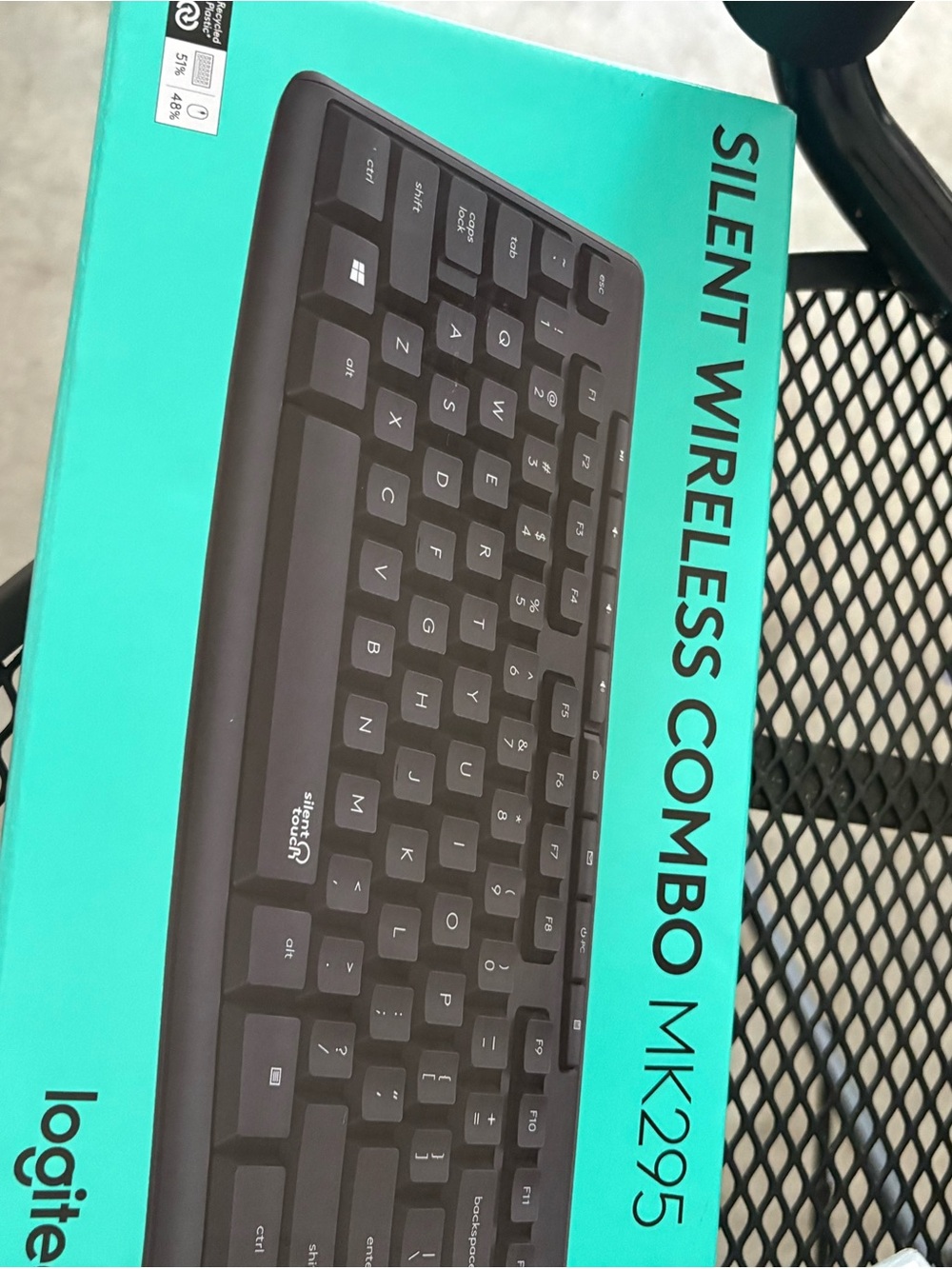Logitech Silent Wireless Combo MK295 — Black. New in box!